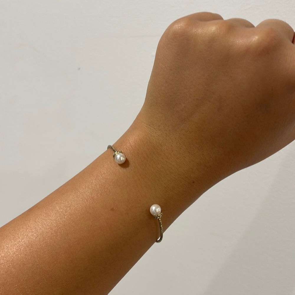 Dainty gold plated bracelet; adjustable. Do not wear in water.